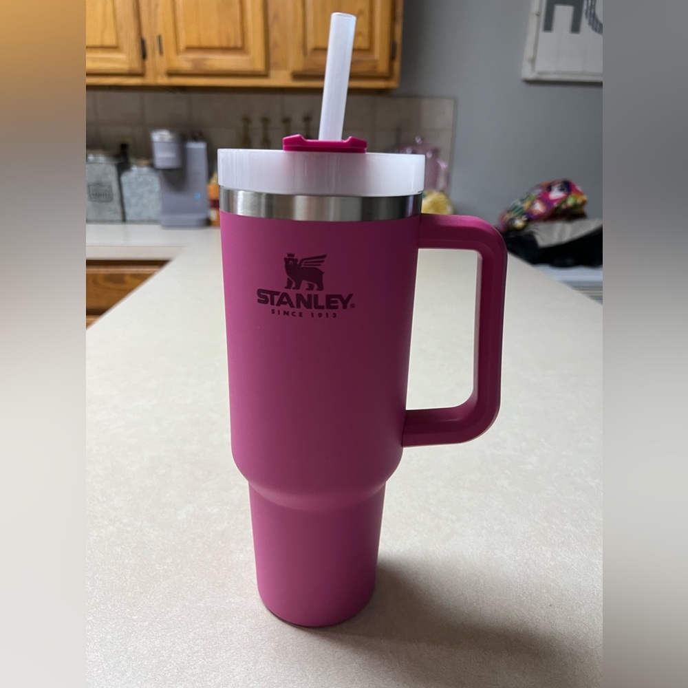 Pink Stanley 40oz
